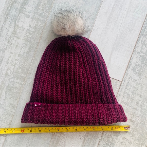 Nike Knit Beanie Vegan Fur Pompon Hat - Picture 6 of 10